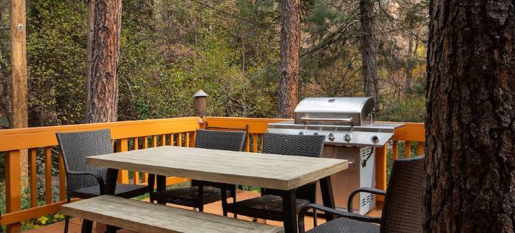 The Apple Cabin in Sedona Scenic Oak Creek Canyon图片