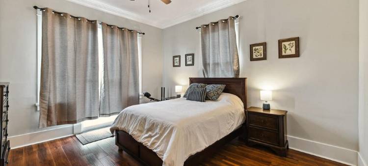 Uptown惊艳三卧室工作/度假民宿(Stunning Uptown 3 bedroom work/vacation home)图片