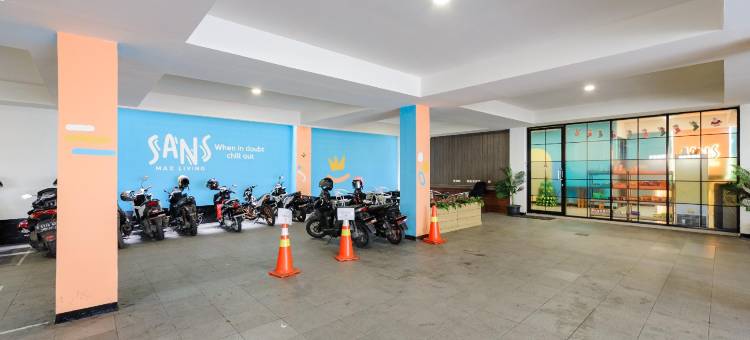 桑斯酒店·麦克斯生活-珍加连(Sans Hotel Max Living Cengkareng)图片