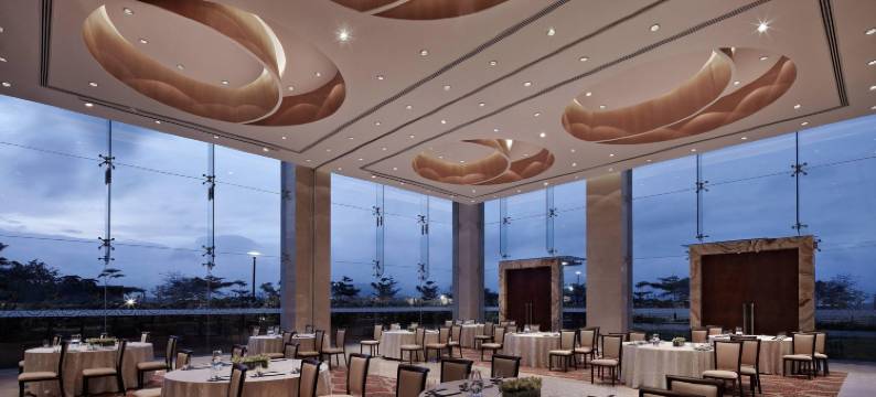 浦那查坎万怡酒店(Courtyard Pune Chakan)图片