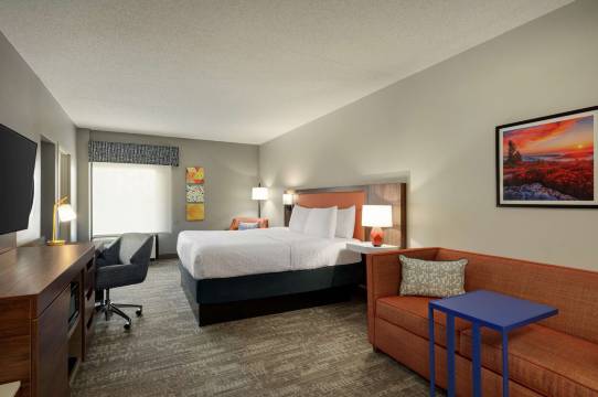 韦恩斯伯勒/斯图亚特德拉福特欢朋旅馆(Hampton Inn Waynesboro/Stuarts Draft)