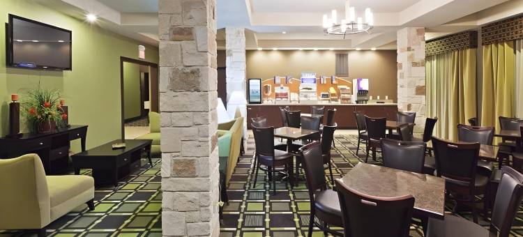 智选假日套房酒店布雷迪 by IHG(Holiday Inn Express & Suites Brady by IHG)图片