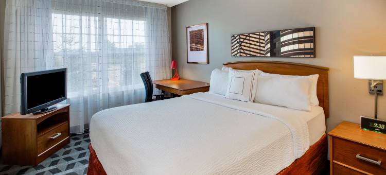 底特律斯特灵海茨万豪TownePlace酒店(TownePlace Suites Detroit Sterling Heights)图片