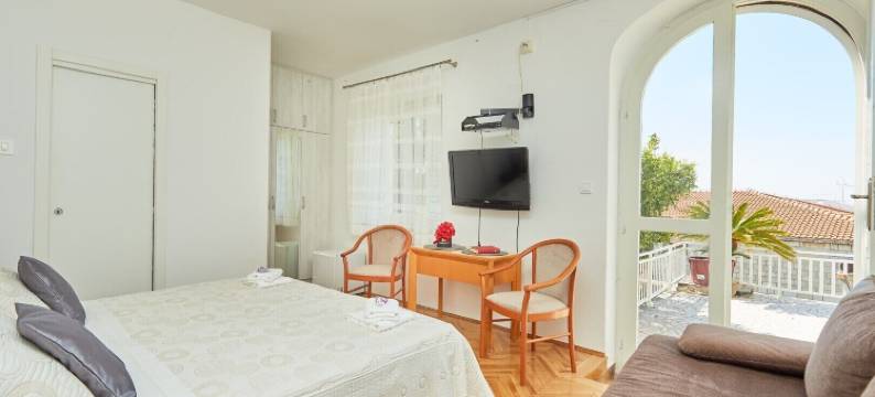 卡特达迪别墅(Villa Kate Dadić)图片