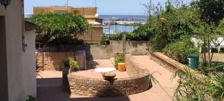 隆迪尼别墅酒店(B&B Villa Delle Rondini)图片