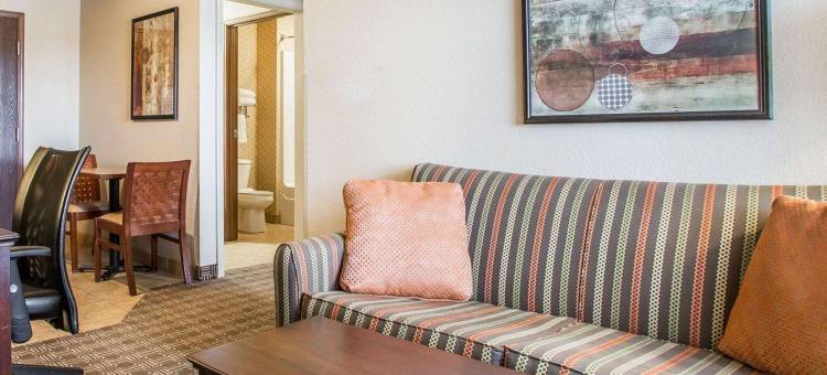 圣罗伯特主要留宿套房酒店 - 伍德堡雷奥纳德(MainStay Suites St Robert-Fort Leonard Wood)图片