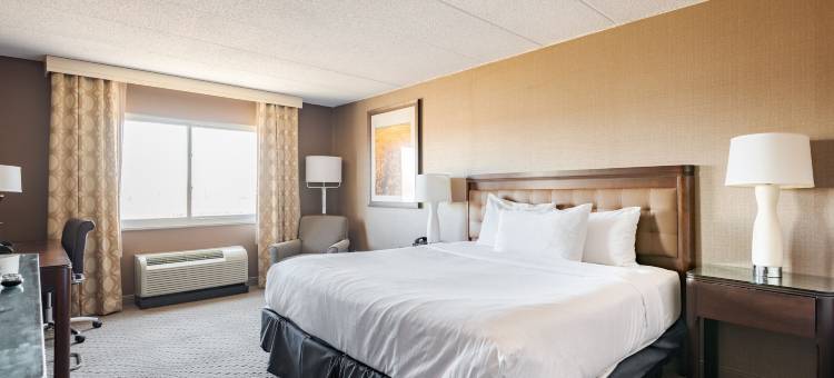 奥马哈/西道奇温德姆速酒店(Wyndham Omaha/West Dodge)图片