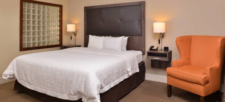 希尔顿欢朋酒店-南山(Hampton Inn South Hill)图片