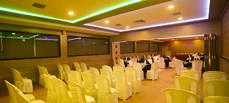 Super Townhouse Anand图片