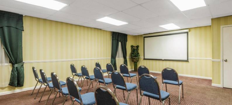 特洛伊温德姆戴斯酒店(Days Inn by Wyndham Troy)图片