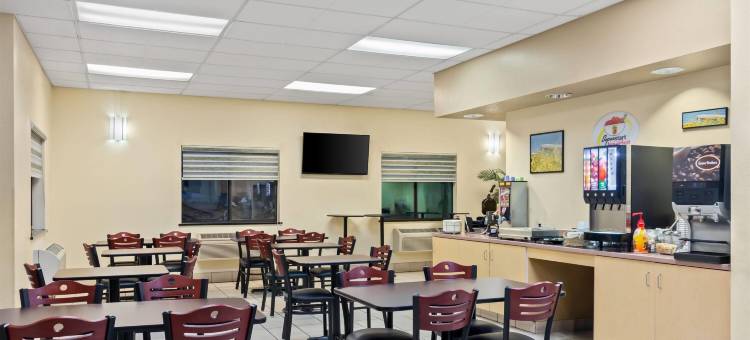 圣罗莎速8酒店(Super 8 by Wyndham Santa Rosa)图片