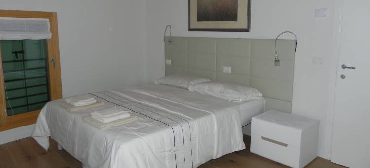 梅里观光地点公寓酒店(Da Meri Locazione Turistica Appartamento)图片