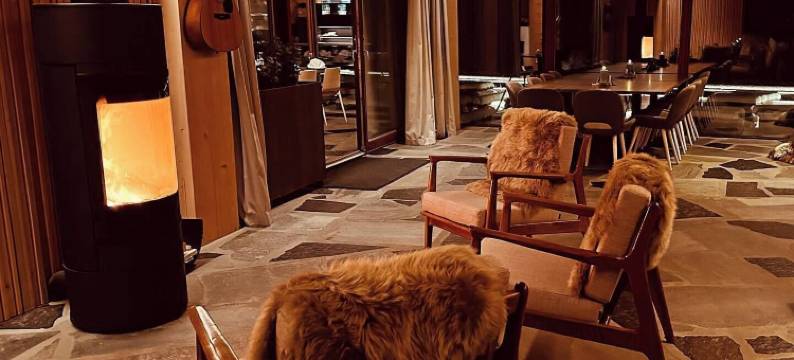普雷克斯托伦基地营(Preikestolen Hotel & BaseCamp)图片