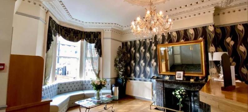 怀特斯酒店(Whites Hotel)图片