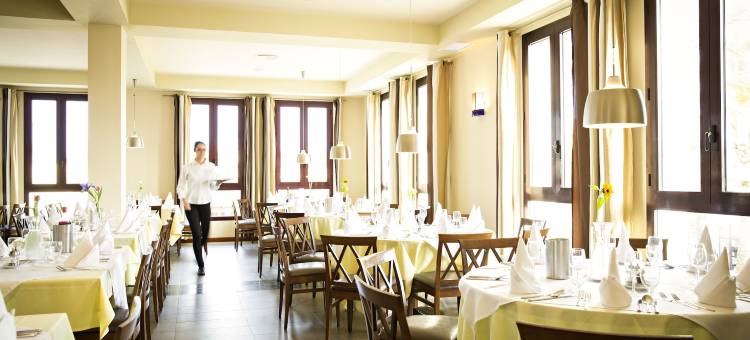 Robinson Cala Serena图片