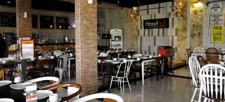 三宝垄豪兹特尔青年旅馆(Hazotel Semarang)图片