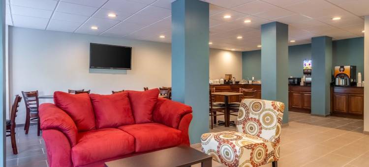 东岭伊克诺小屋(Econo Lodge East Ridge)图片