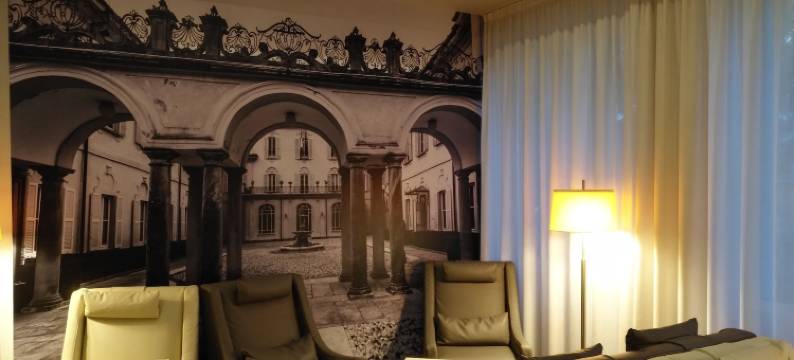 必思瓦雷泽酒店(Bis Hotel Varese)图片