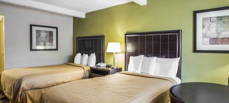 格林伍德25号高速公路凯艺酒店(Quality Inn Greenwood Hwy 25)图片