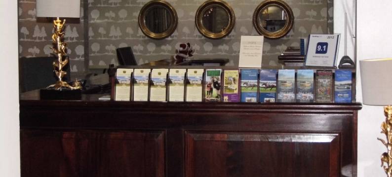 亨特尔沙姆厅酒店(Hintlesham Hall Hotel)图片