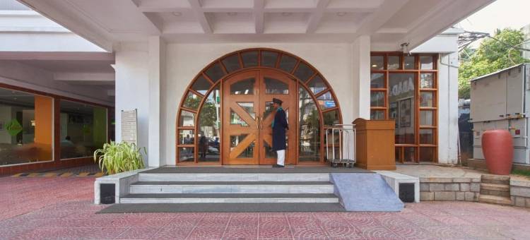 阿瓦德广场酒店(Hotel Abad Plaza)图片