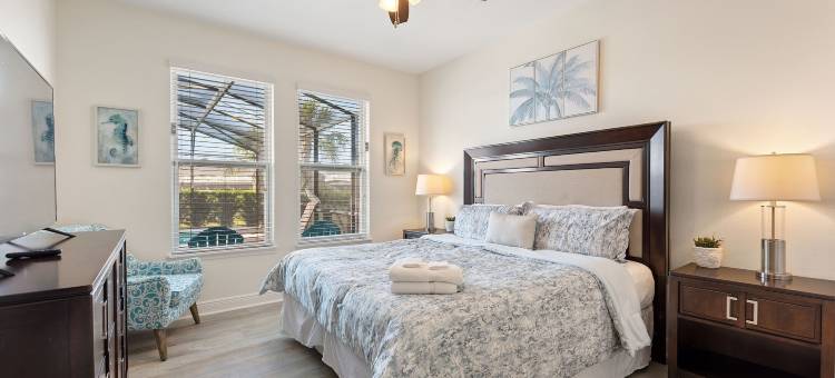 在Solterra度假村的Leslies Retreat 6卧室家庭(Leslies Retreat at Solterra Resort 6 Bedroom Home)图片