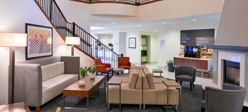 阿克塔/尤里卡机场智选假日套房酒店(Holiday Inn Express & Suites ARCATA/EUREKA-AIRPORT AREA by IHG)图片