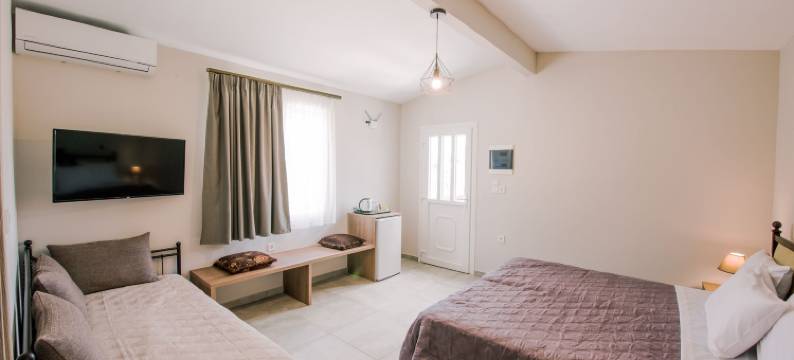 Acro科林斯湾公寓(Acrocorinth Apartments)图片