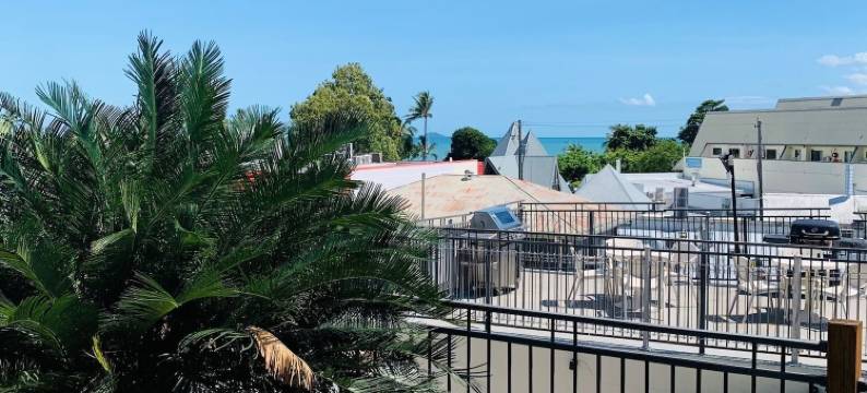 艾利滩别墅(Airlie Beach Apartments)图片