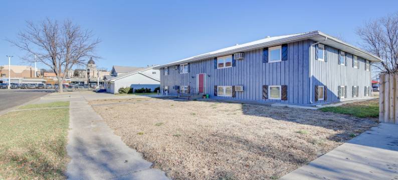 皮尔市中心公寓~半英里到河！(Downtown Pierre Apartment ~ 1/2 Mi to River!)图片