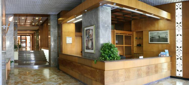广场酒店(Hotel Plaza)图片