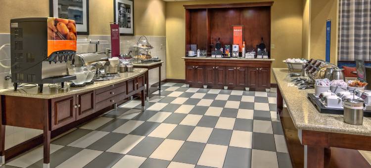 埃斯特罗迈尔斯堡欢朋酒店及套房(Hampton Inn & Suites Fort Myers-Estero/FGCU)图片