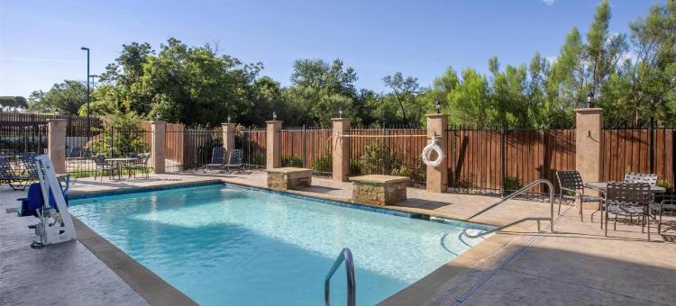 兰帕瑟贝斯特韦斯特优质套房酒店(Best Western Plus Lampasas Inn  Suites)图片