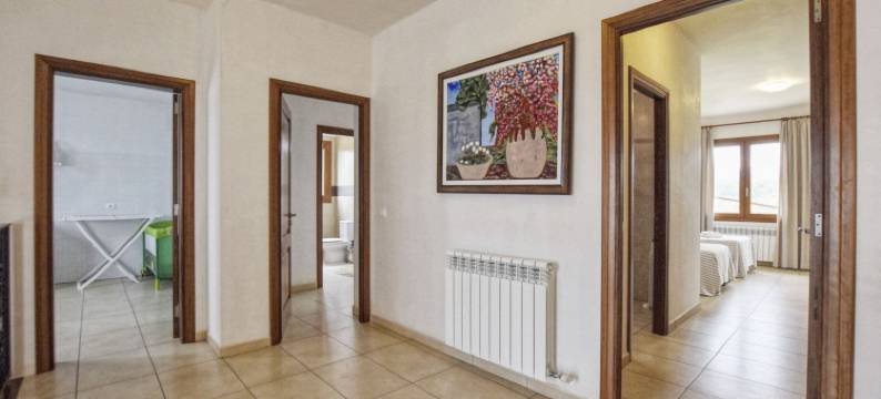 House in Majorca with Pool and Mountain Views图片