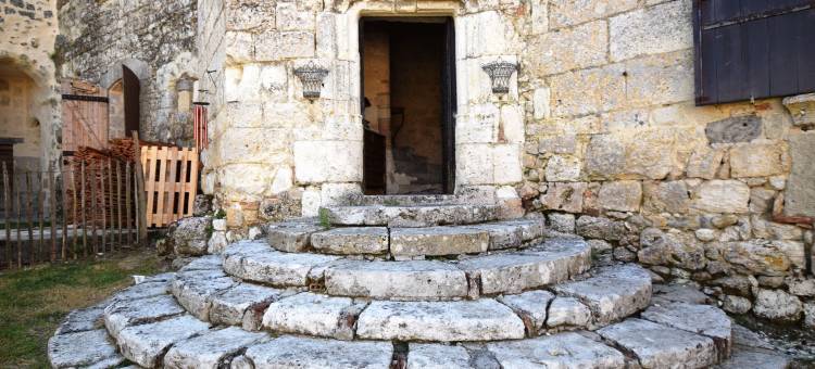 Castle near Agen with Shared Pool图片