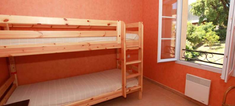 Family-Friendly Villa with Pool图片