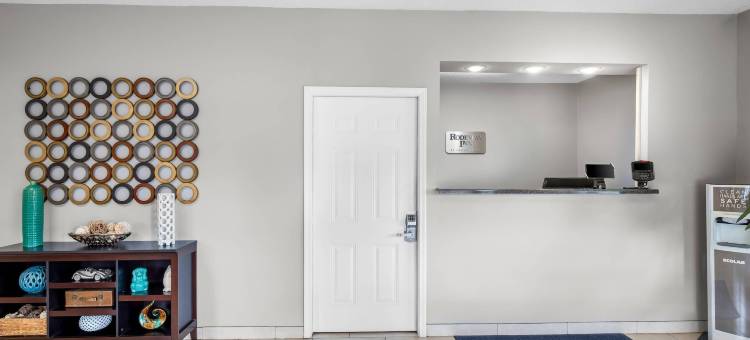 罗德威酒店 热泉国家公园区(Rodeway Inn Hot Springs National Park Area)图片