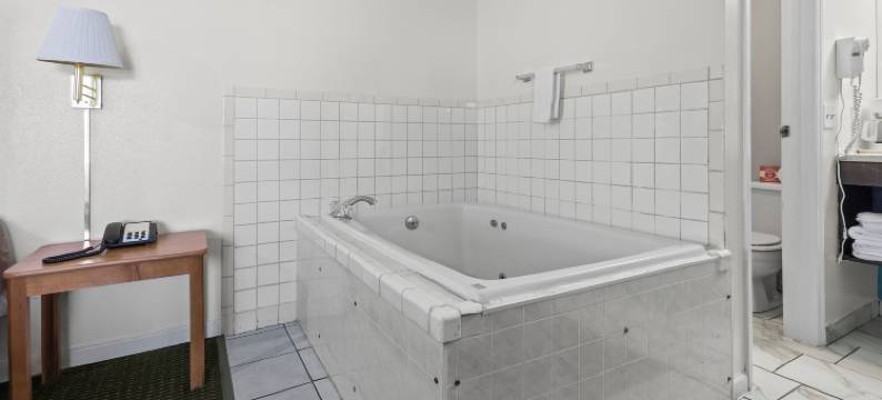 First Heritage Inn Rantoul图片