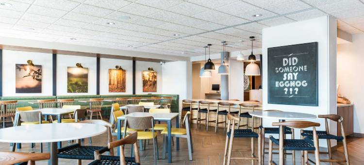 汉福德万枫套房酒店(Fairfield Inn & Suites Hanford)图片