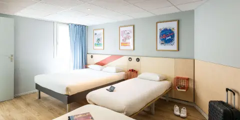 宜必思快捷昂古萊姆中心酒店