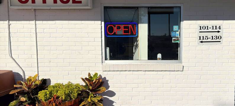 科特兰德汽车旅馆(Courtland Inn Motel)图片