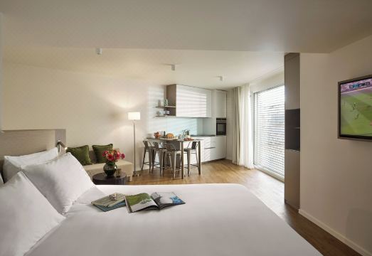 Base Geneva Hotel Overview