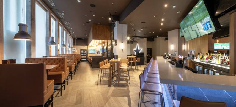 新堡桑德曼签名酒店(Sandman Signature Newcastle Hotel)图片