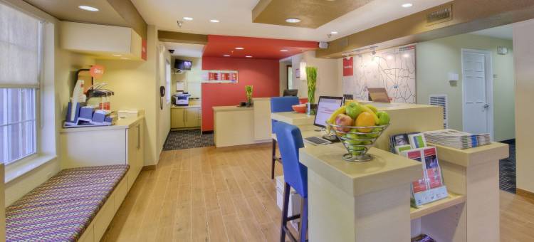 罗利卡瑞/韦斯顿大道TownePlace Suites 酒店(TownePlace Suites by Marriott Raleigh Cary/Weston Parkway)图片