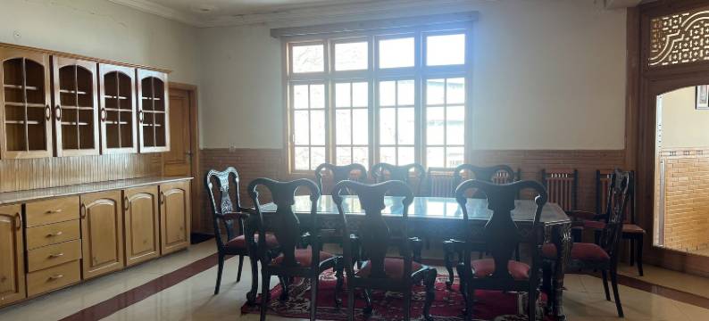 雪松与苏顿(Cedar & Sutoon)图片