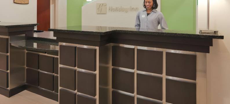 曼斯费尔德市中心品质酒店和套房(Quality Inn & Suites Downtown Mansfield)图片