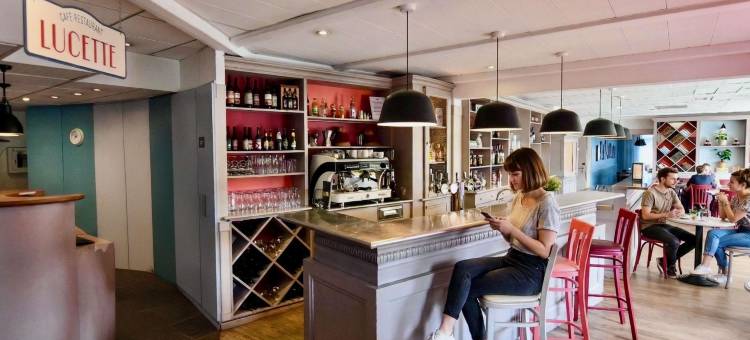 宜必思南特拉比乌约雷公园会展中心酒店(Ibis Nantes la Beaujoire Parc Expo)图片