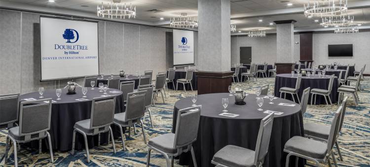 丹佛国际机场希尔顿逸林酒店(DoubleTree by Hilton Denver International Airport)图片