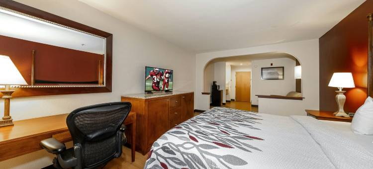 红屋顶旅馆及套房比洛克西 - 海洋泉(Red Roof Inn & Suites Biloxi - Ocean Springs)图片