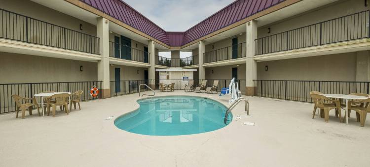 北莫比尔-萨拉兰红屋顶酒店(Red Roof Inn Mobile North - Saraland)图片